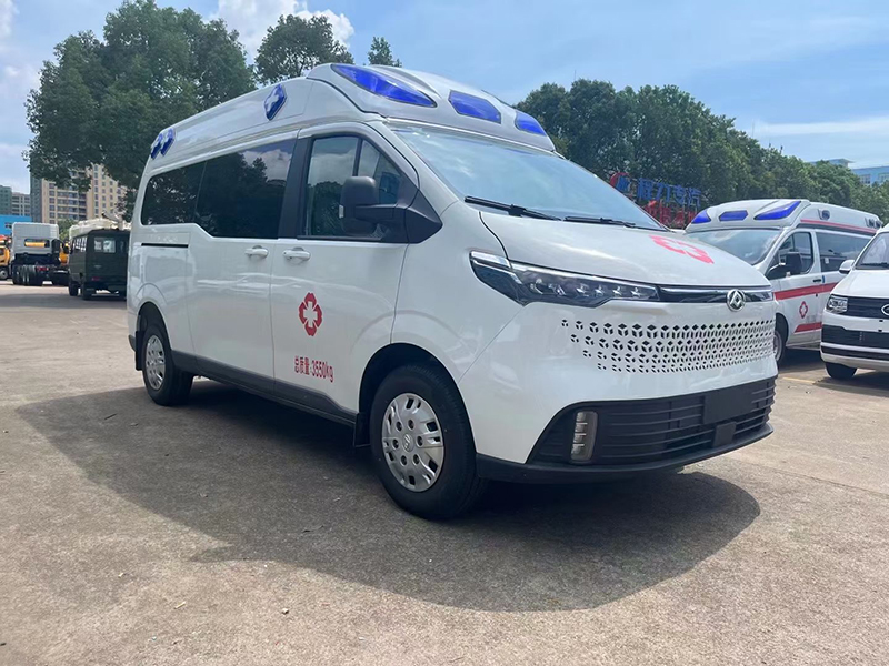 2023款大通V70救護(hù)車
