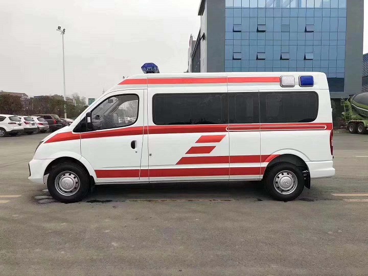 1臺上汽大通救護車---發(fā)往江西省醫(yī)療機構(gòu)