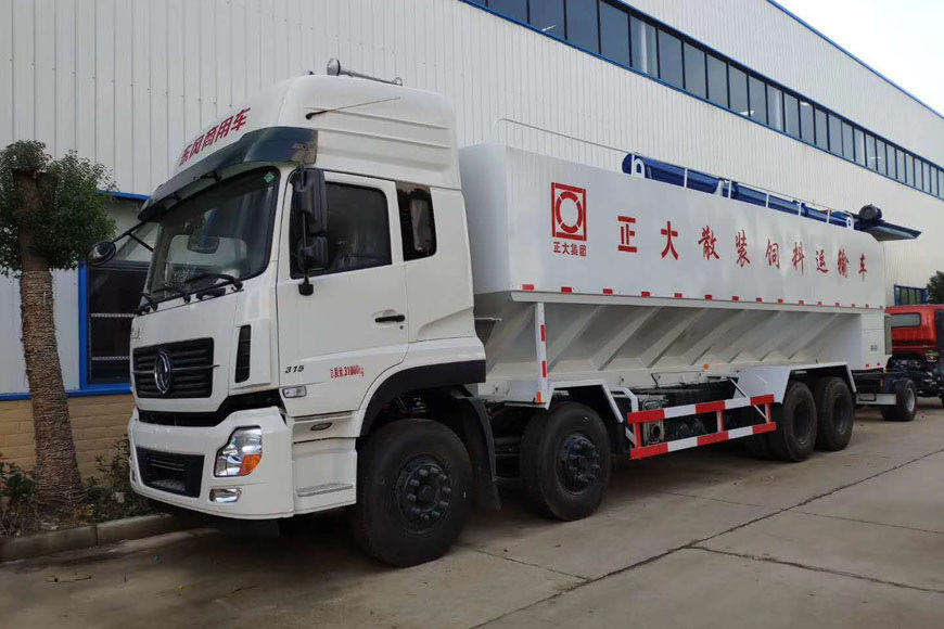 散裝飼料車取代袋裝飼料成趨勢(shì)