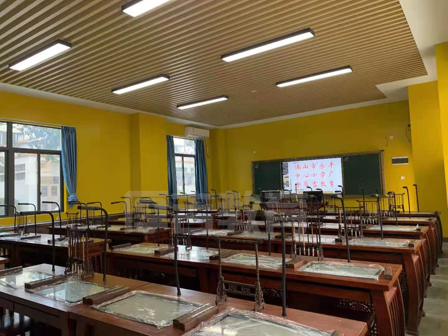 智慧<a href='http://www.brianstaruk.com/chanpin/57-1.html' target='1' style='font-size:18px; font-weight:bold; color:#000000;'>書法室</a>