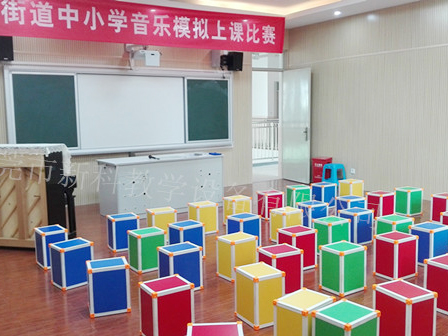 <a href='http://www.brianstaruk.com/chanpin/58-1.html' target='1' style='font-size:18px; font-weight:bold; color:#000000;'>音樂功能室</a>